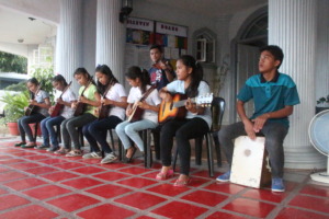 Dondon plays the beatbox in a musical performance.