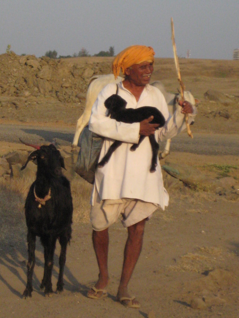 Give Farm training to Indian HIV Families