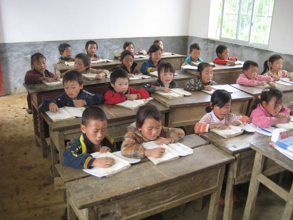 Reconstructing earthquake-damaged schools in China