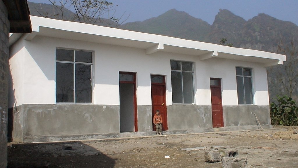Reconstructing earthquake-damaged schools in China