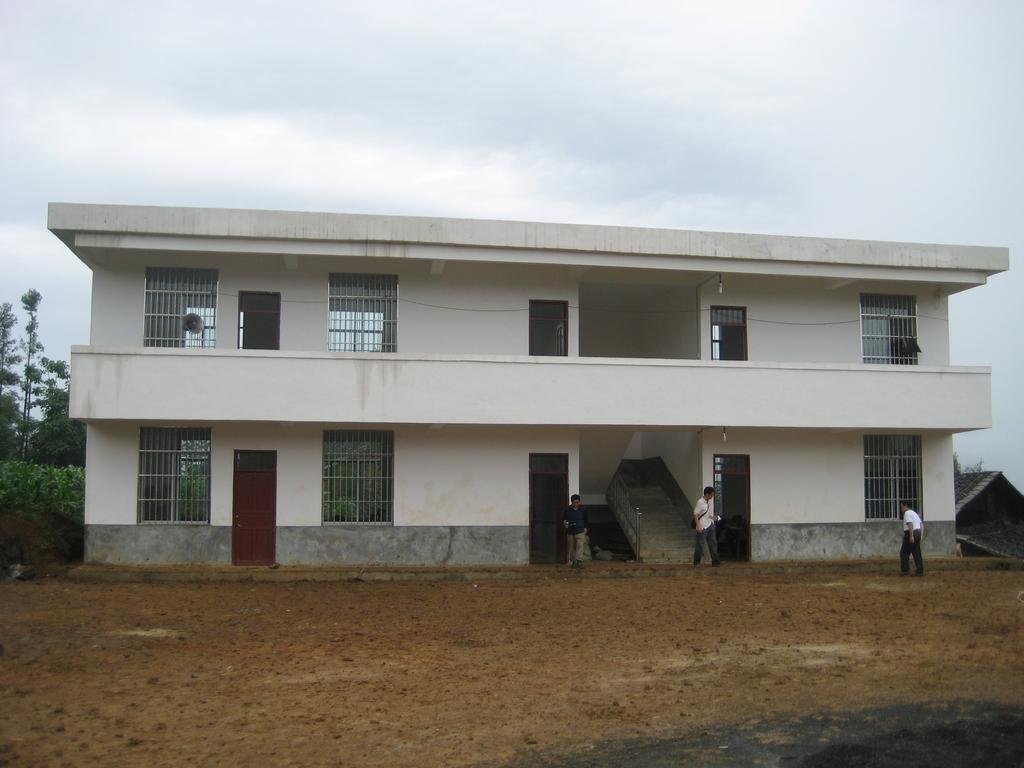 Reconstructing earthquake-damaged schools in China