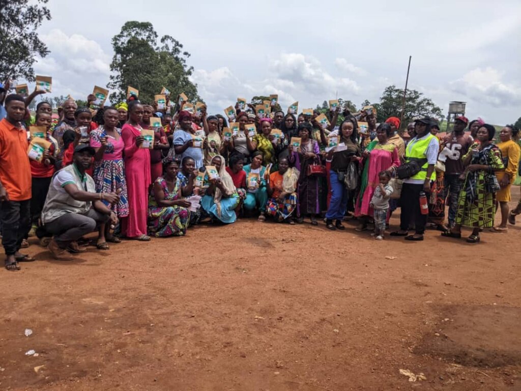 Training session and seed distribution
