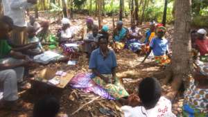 Open air classroom, meeting women where they are.