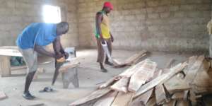 Local suppliers and workers. Men at work!