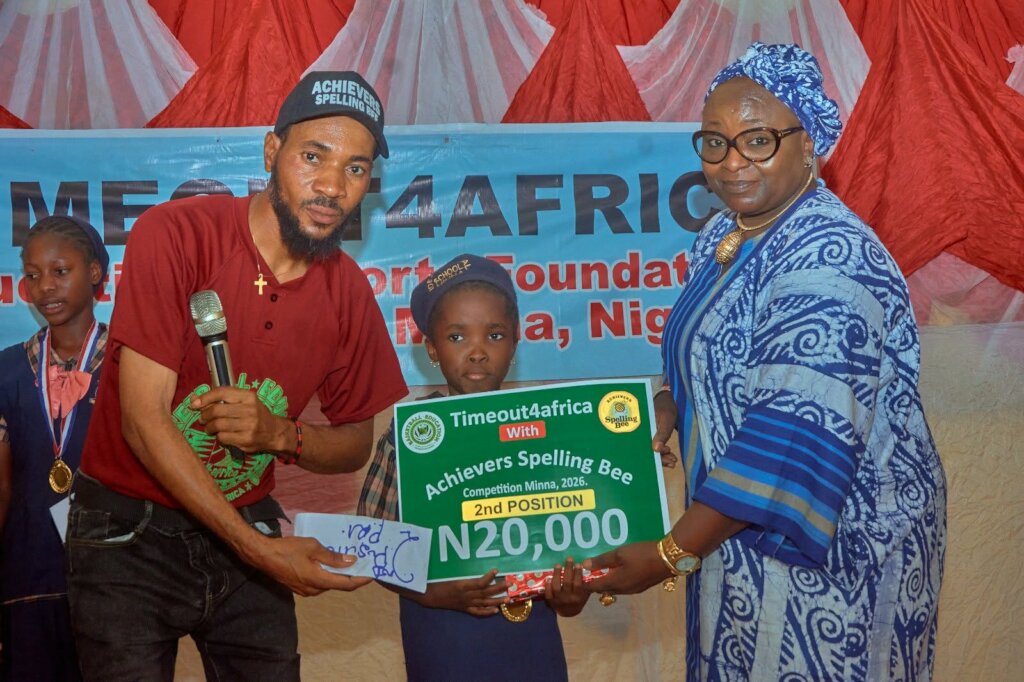Dr Hauwa from Timeout4Africa presents a winner