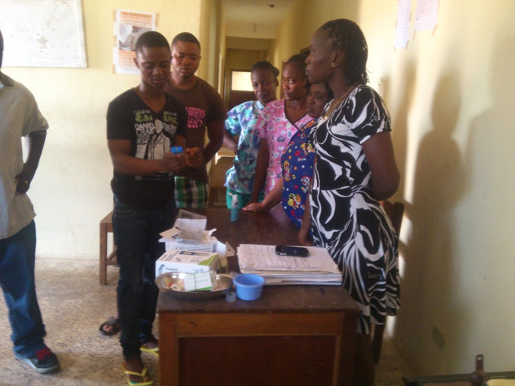 Support Neighborhood Clinics in Liberia