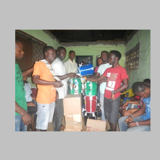 Support Neighborhood Clinics in Liberia