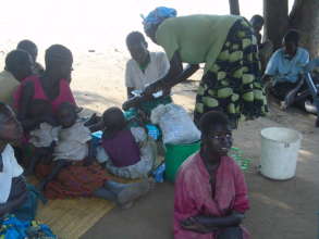 River Fund voluteer demonstrating how to wear pad