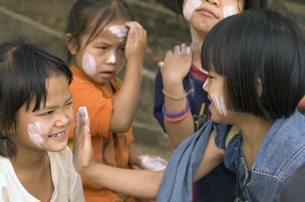 Send Migrant Burmese and Thai Children to School