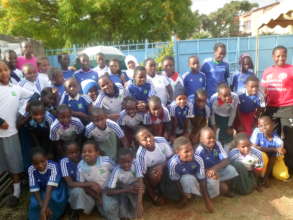 Young Leaders posing for a photo