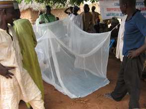 Insecticide treated nets (ITN) demostration sessio