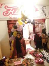 A girl open business