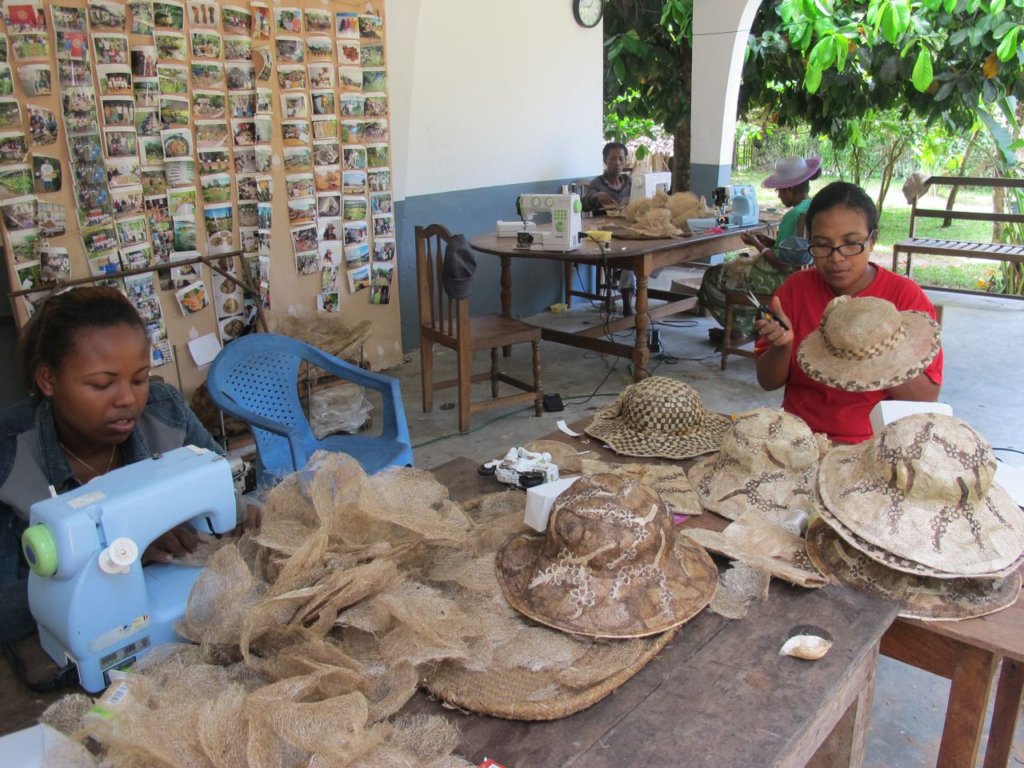 Artisan Training for Women in Madagascar