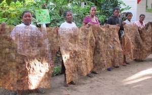 Artisan group with their textile