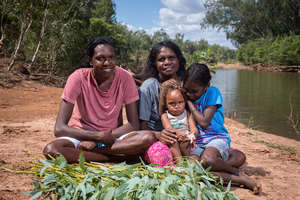 Ngarinyman Bush Soap promo shot