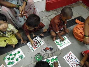Getting creative during vegetable printing session