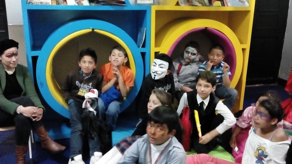 Help Our Children's Library, Serve 10.000 Children