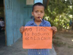 "Do not throw garbage in the street"