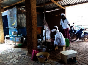 Catering Service Ladies