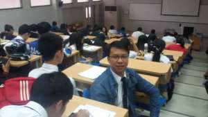 Sai Oo at university