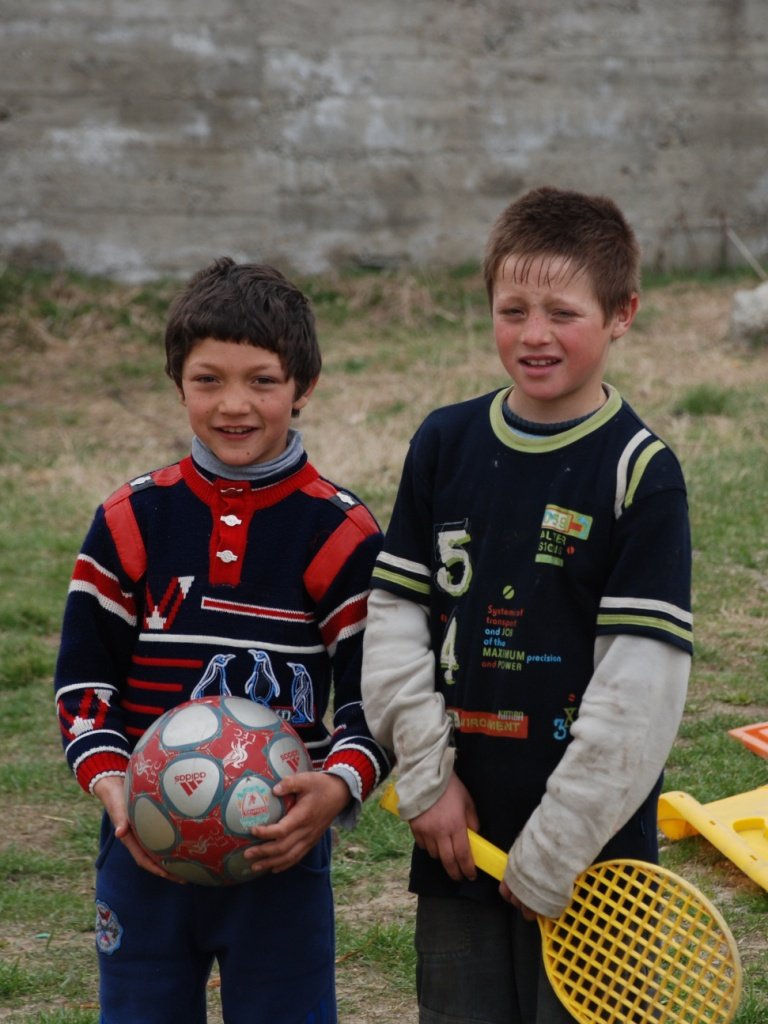 Access to education for poor Romanian children