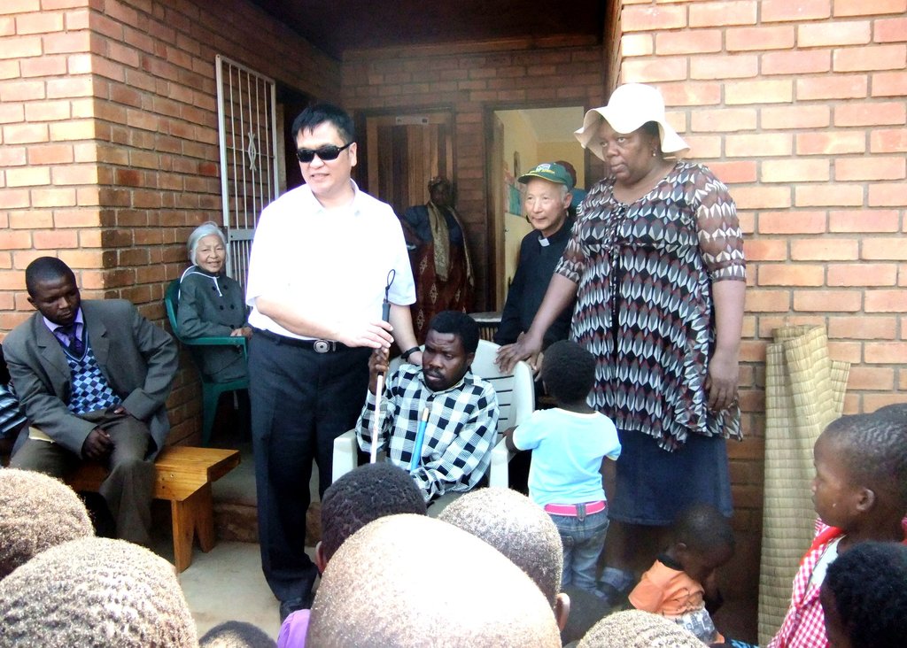 Help the disabled in Vietnam and Inner Mongolia