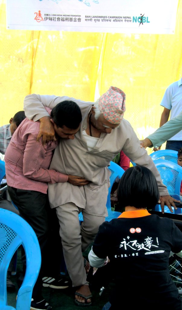 Help the disabled in Vietnam and Inner Mongolia