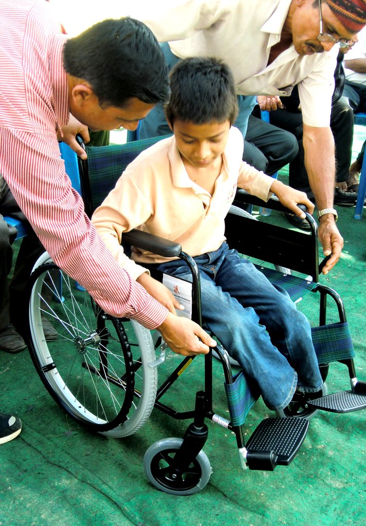 Help the disabled in Vietnam and Inner Mongolia