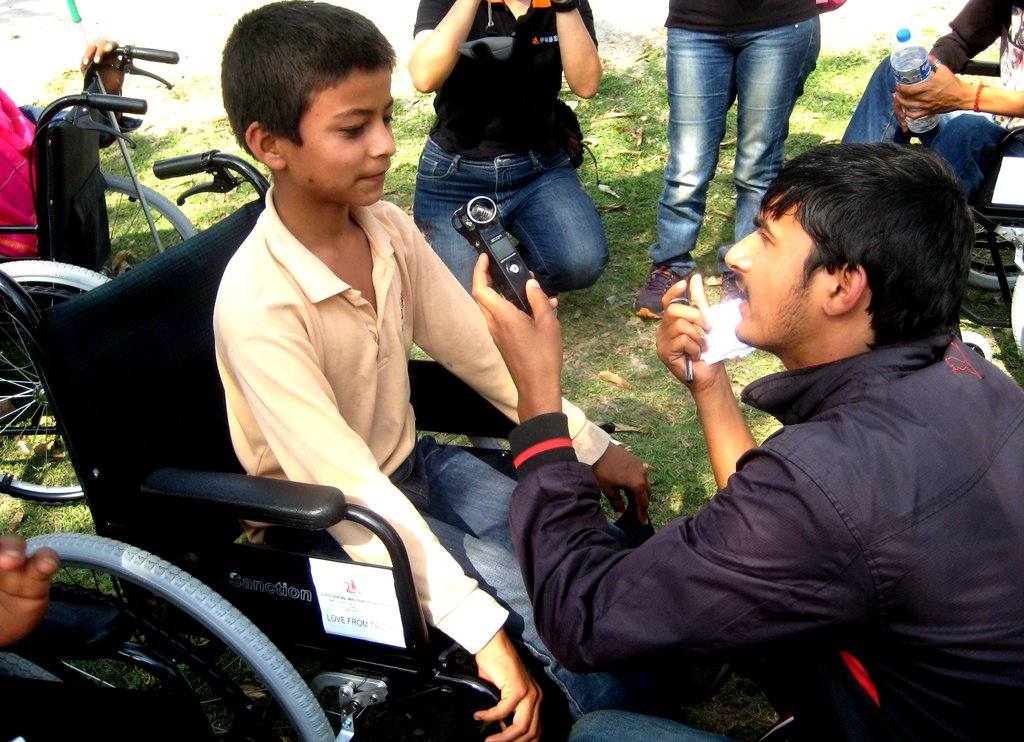 Help the disabled in Vietnam and Inner Mongolia