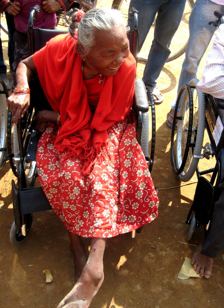 Help the disabled in Vietnam and Inner Mongolia