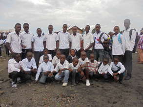 the youth delighted by the information get a pose