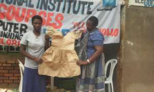 Skirt Made from papers as Learning Aid