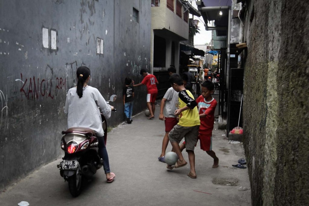 An alleyway in Jakarta (JP/Ben Latuihamallo)