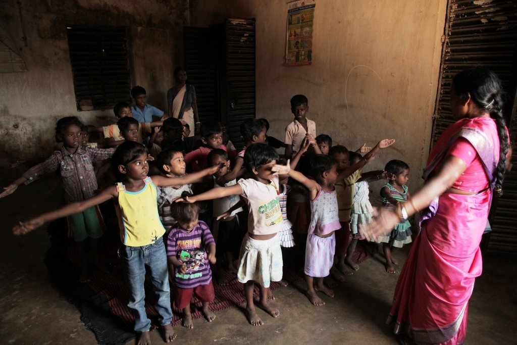 Story cards for 1.2 million Aanganwadi children