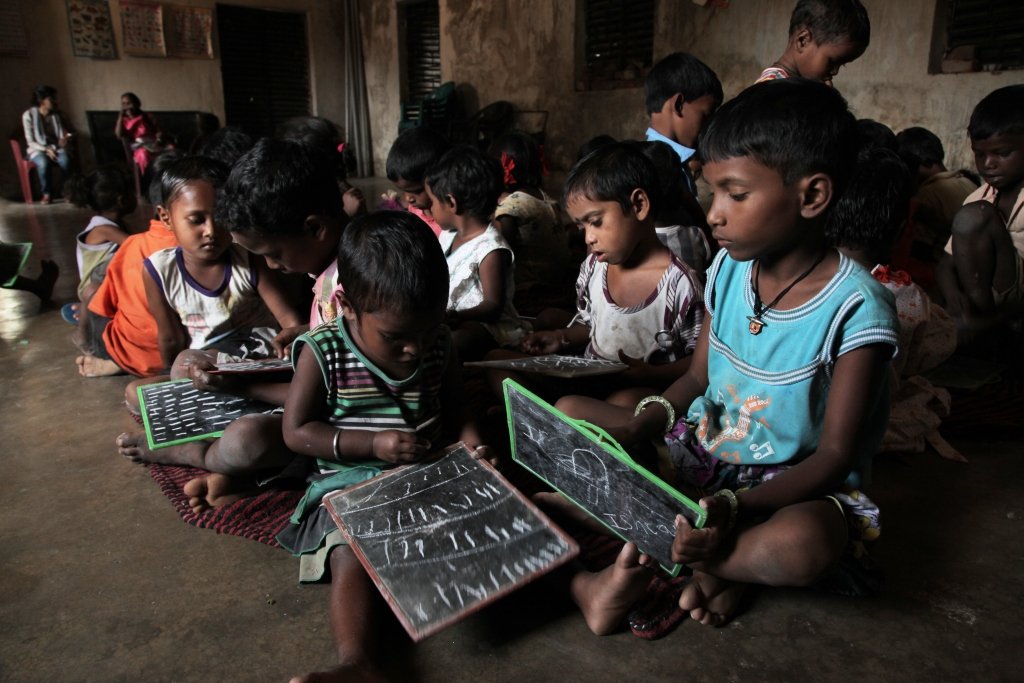 Story cards for 1.2 million Aanganwadi children
