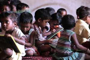 Kids in an aanganwadi in Jharkhand