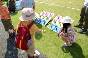 Help kids enjoy ring toss