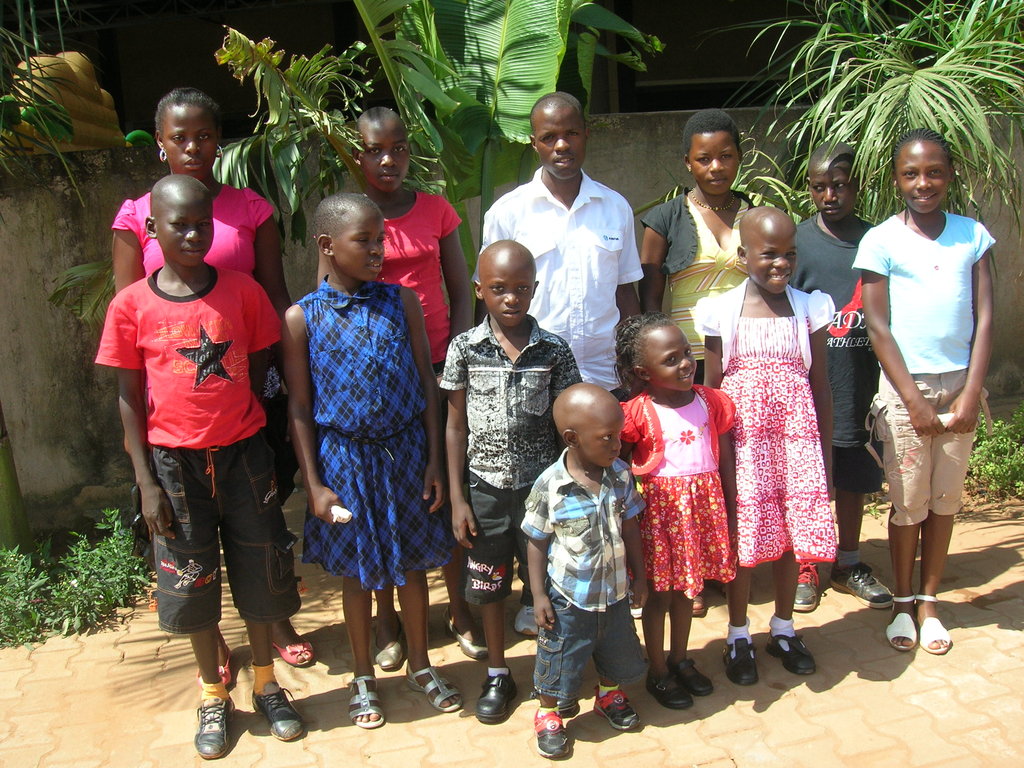 Help 10 kids go back to school in Uganda