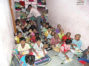 snacks distribution to children at evening hours
