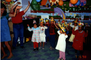 4 y/o stretch and move so they wake up to learn