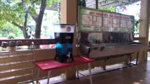 MEDRIX water system with handwashing station