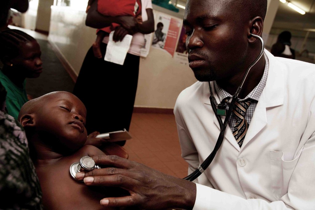 Healthcare for 500 mothers and children in Uganda