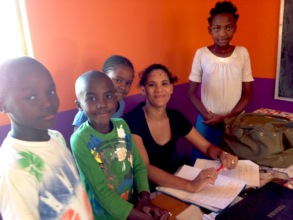 Kids with their new Afrikaans teacher