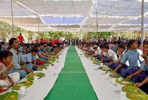 Children enjoying lunch