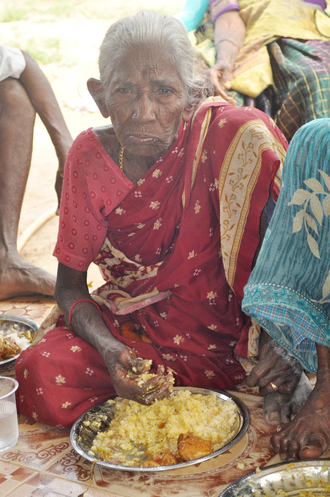 Provide neglected elderly food,medicine & clothing