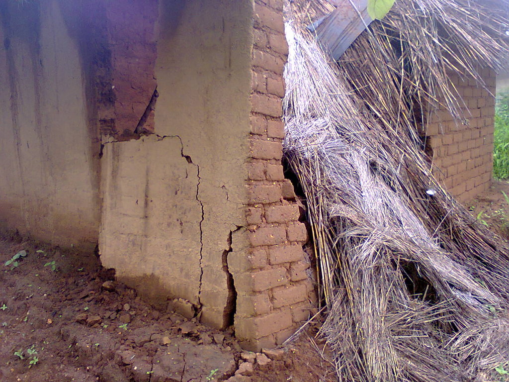 emergency help to victims of heavy rains
