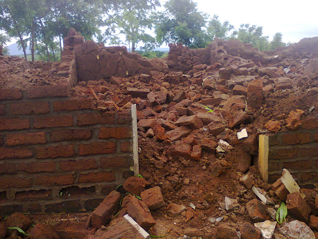 emergency help to victims of heavy rains