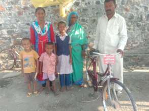 Rupali with her family