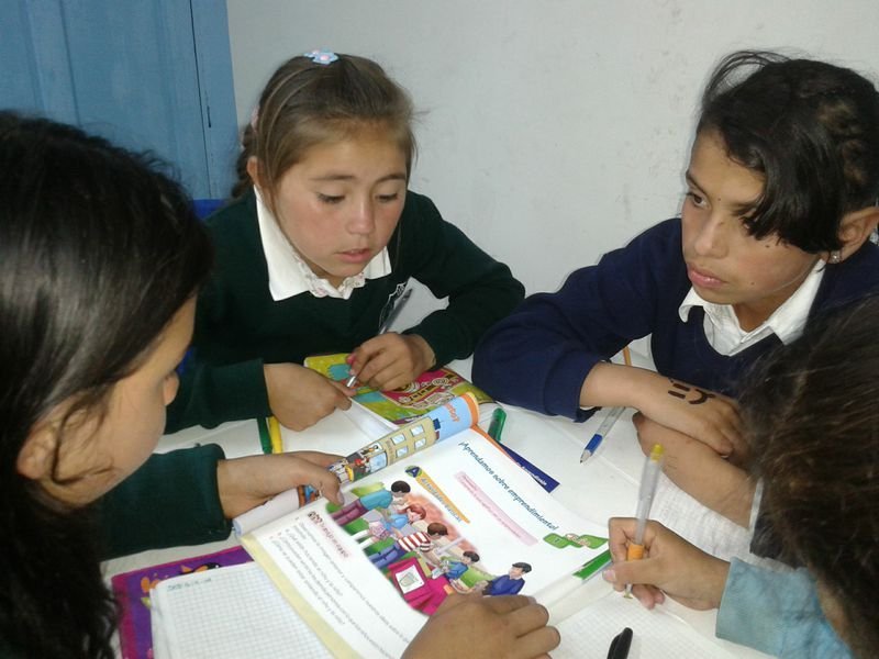 Restore the right to quality education in Colombia