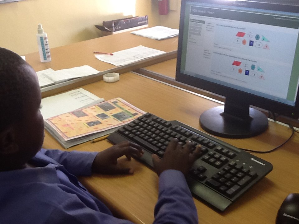 Enjoying the online Maths exercises at Mzamomhle
